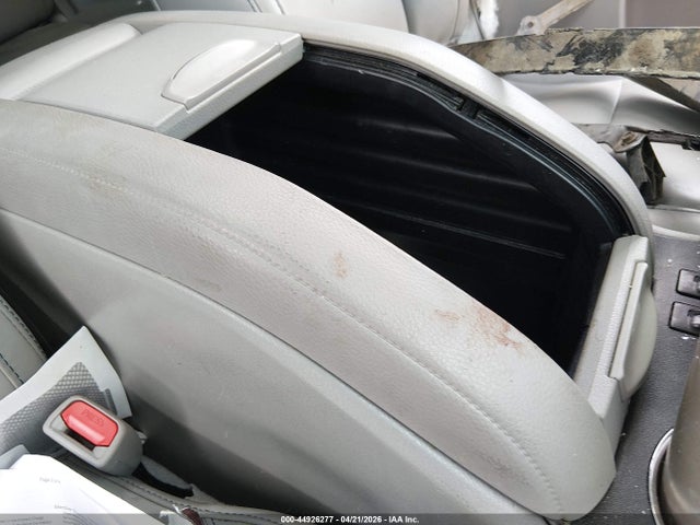 5TDJGRFH5KS059756 Toyota Highlander Hybrid Xle