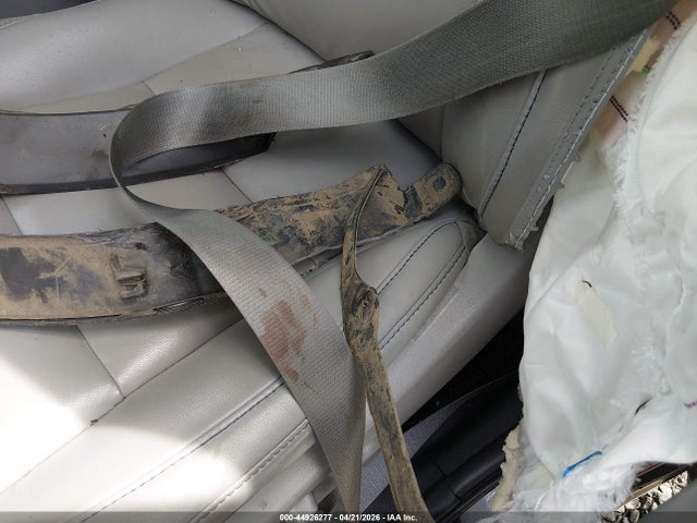 5TDJGRFH5KS059756 Toyota Highlander Hybrid Xle