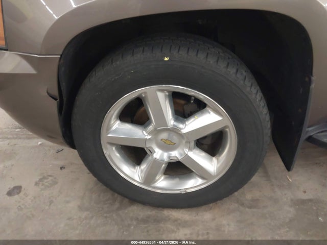 Продажа на аукционе авто 2012 Chevrolet Suburban 1500 Lt, vin: 1GNSKJE74CR191668, номер лота: 44926331