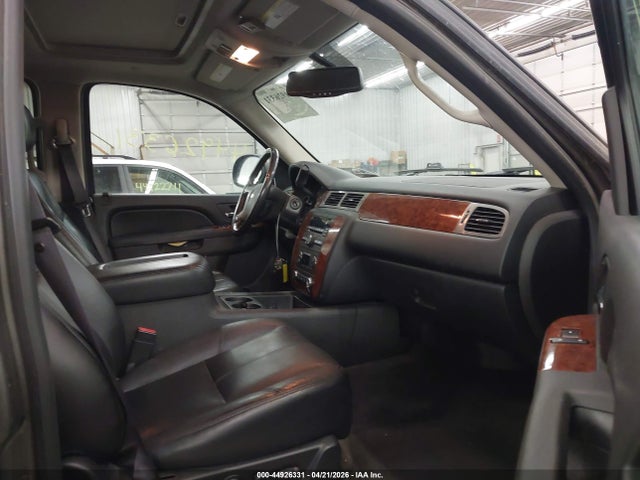 Продажа на аукционе авто 2012 Chevrolet Suburban 1500 Lt, vin: 1GNSKJE74CR191668, номер лота: 44926331