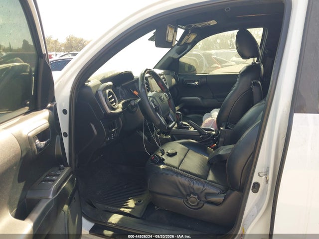 5TFCZ5AN2KX205839 Toyota Tacoma Trd Pro