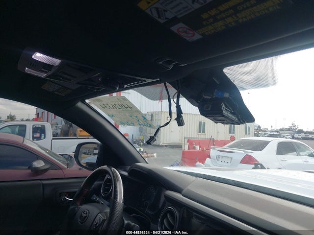 5TFCZ5AN2KX205839 Toyota Tacoma Trd Pro