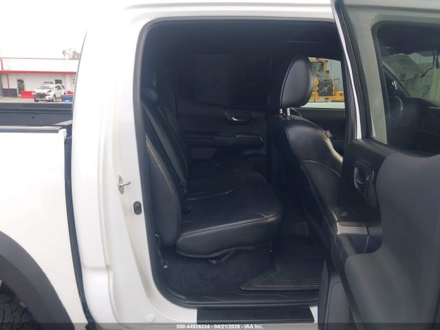 5TFCZ5AN2KX205839 Toyota Tacoma Trd Pro