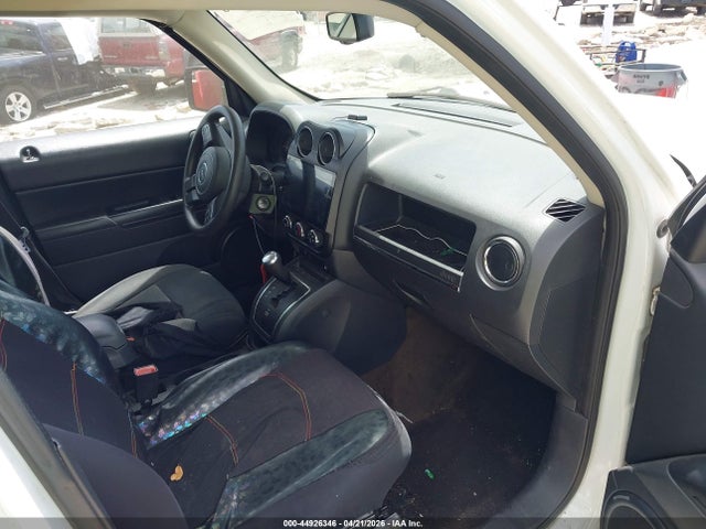 Продажа на аукционе авто 2015 Jeep Patriot Altitude Edition, vin: 1C4NJPBA8FD219906, номер лота: 44926346