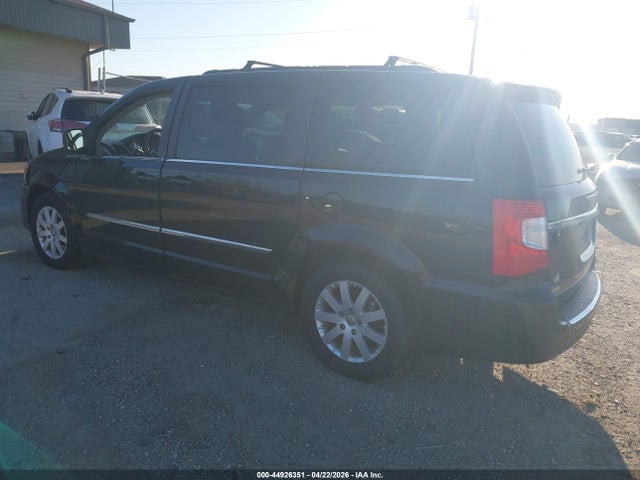 44926351 :رقم المزاد ، 2C4RC1BG0FR694301 vin ، 2015 Chrysler Town & Country Touring مزاد بيع