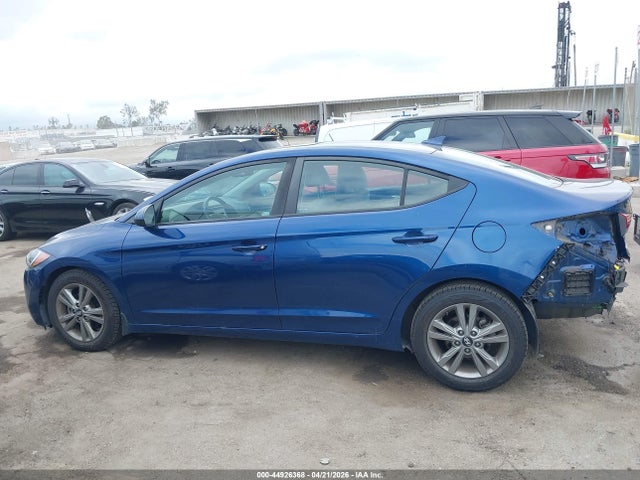 Hyundai Elantra Value Edition 2018 5NPD84LF8JH355617 Image 14