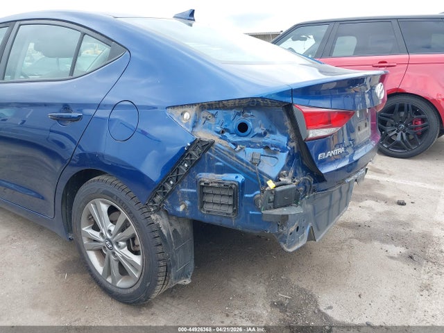 Hyundai Elantra Value Edition 2018 5NPD84LF8JH355617 Image 17