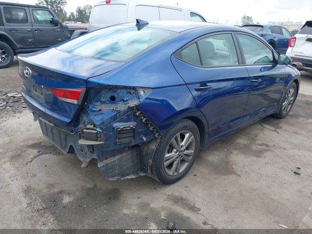 Hyundai Elantra Value Edition 2018 5NPD84LF8JH355617 Image 4