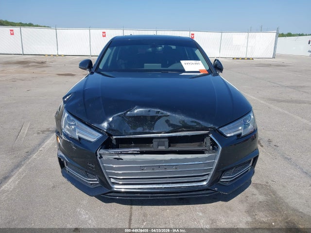 Продаж на аукціоні авто 2017 Audi A4 2.0t Season Of Audi Premium, vin: WAUDNAF45HN039231, номер лоту: 44926405