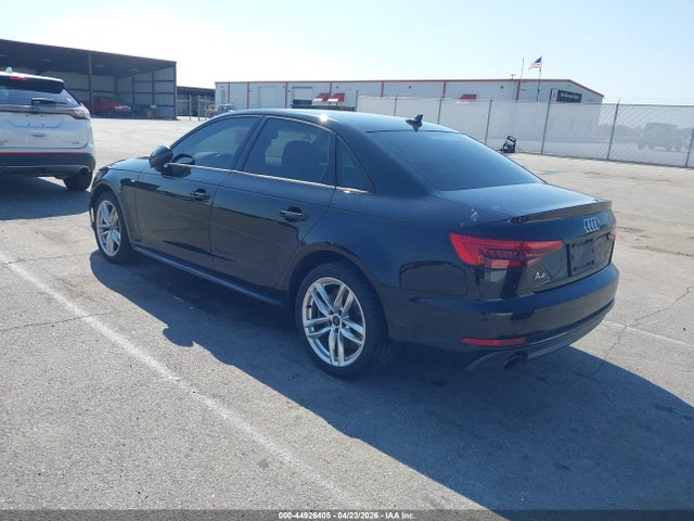 Продаж на аукціоні авто 2017 Audi A4 2.0t Season Of Audi Premium, vin: WAUDNAF45HN039231, номер лоту: 44926405