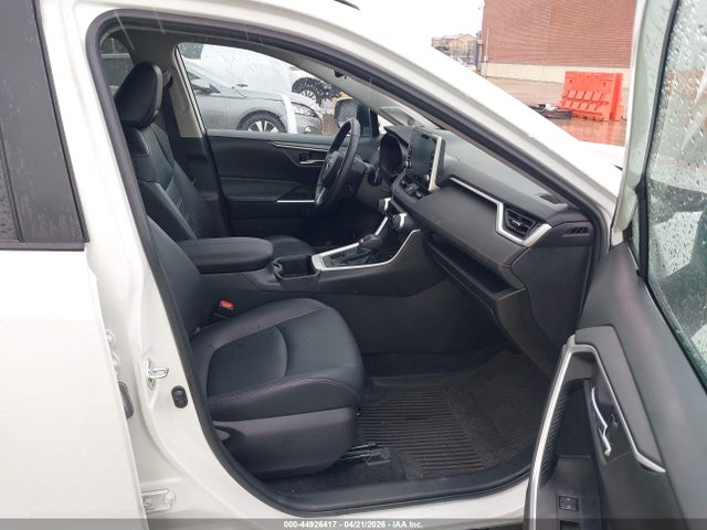 2022 Toyota Rav4 Xle Premium მანქანა იყიდება აუქციონზე, vin: 2T3A1RFV2NW285134, აუქციონის ნომერი: 44926417