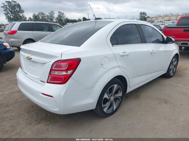Chevrolet Sonic Premier Auto 2018 1G1JF5SB7J4105569 Image 4