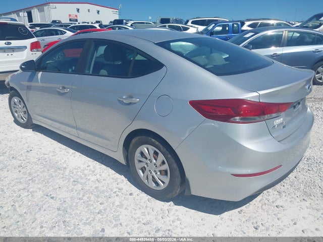 2018 Hyundai Elantra Se მანქანა იყიდება აუქციონზე, vin: 5NPD74LF2JH216893, აუქციონის ნომერი: 44926458