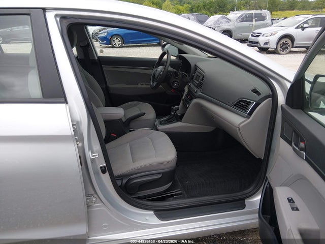 2018 Hyundai Elantra Se მანქანა იყიდება აუქციონზე, vin: 5NPD74LF2JH216893, აუქციონის ნომერი: 44926458