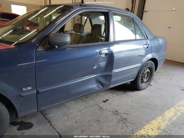 Продаж на аукціоні авто 2000 Mazda Protege Dx/lx, vin: JM1BJ2223Y0305441, номер лоту: 44926485