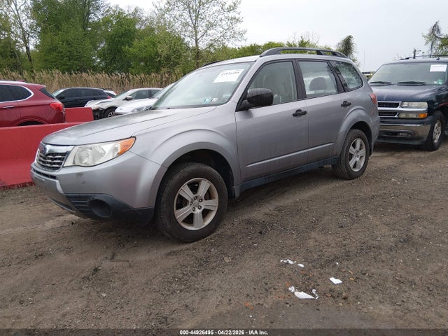 2010 Subaru Forester 2.5x მანქანა იყიდება აუქციონზე, vin: JF2SH6BC8AG764037, აუქციონის ნომერი: 44926495