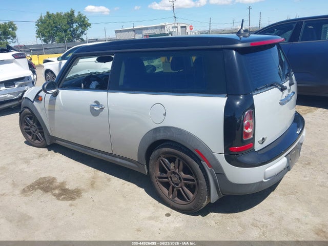Mini Clubman Cooper 2014 WMWZF3C50ET492014 Image 3
