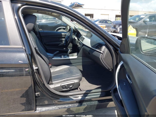 Продажа на аукционе авто 2012 Bmw 328i, vin: WBA3C1C54CA696911, номер лота: 44926531