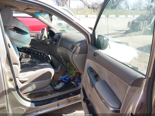 44926556 :رقم المزاد ، 5TDKK4CC3AS315731 vin ، 2010 Toyota Sienna Le مزاد بيع