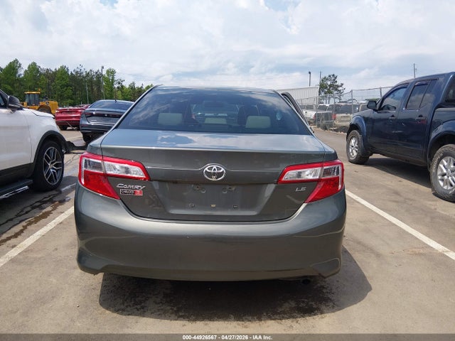 44926567 :رقم المزاد ، 4T4BF1FK0ER428433 vin ، 2014 Toyota Camry Le مزاد بيع
