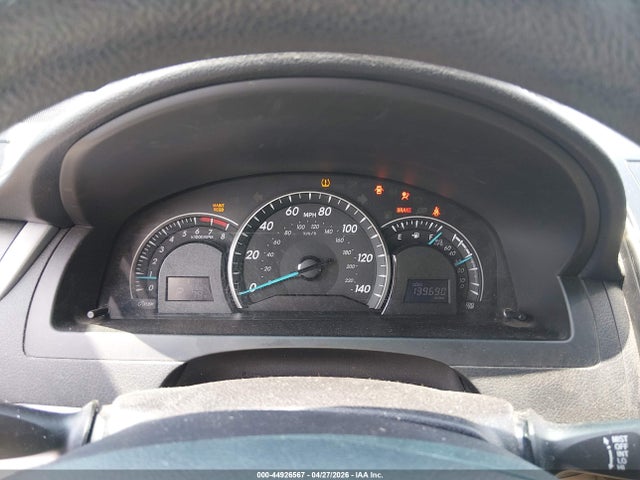 44926567 :رقم المزاد ، 4T4BF1FK0ER428433 vin ، 2014 Toyota Camry Le مزاد بيع