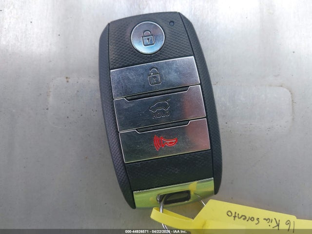 44926571 :رقم المزاد ، 5XYPK4A55GG100402 vin ، 2016 Kia Sorento 3.3l Sxl مزاد بيع