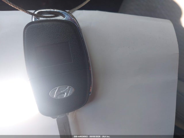 44926583 :رقم المزاد ، 5XYZTDLB9JG569587 vin ، 2018 Hyundai Santa Fe Sport 2.4l مزاد بيع