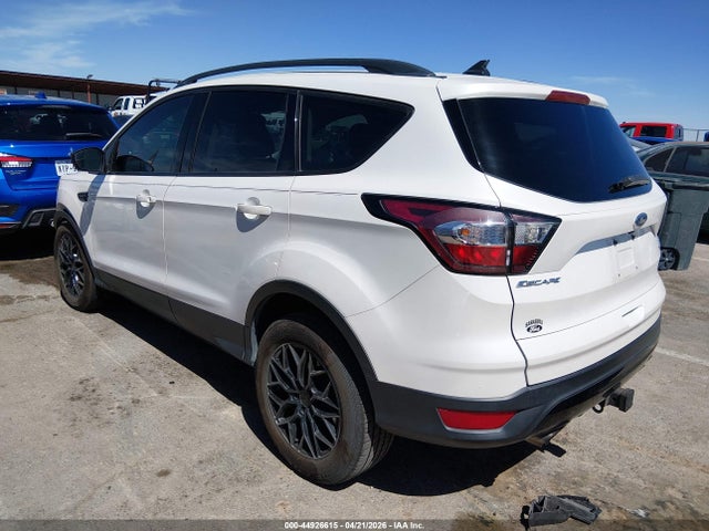 Продажа на аукционе авто 2018 Ford Escape Se, vin: 1FMCU9GD5JUA60991, номер лота: 44926615