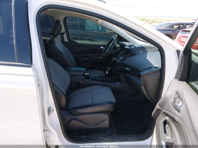 Продажа на аукционе авто 2018 Ford Escape Se, vin: 1FMCU9GD5JUA60991, номер лота: 44926615