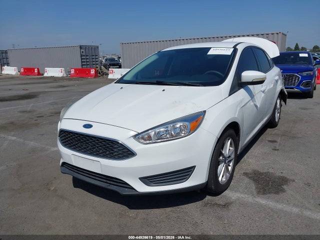 Ford FOCUS SE 2017 1FADP3F26HL285505 Image 2