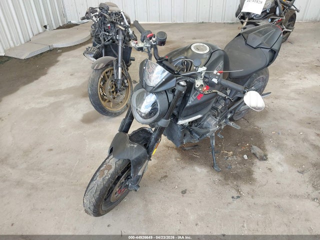 Ducati Monster 2023 ZDMMAMDTXPB006871 Image 2