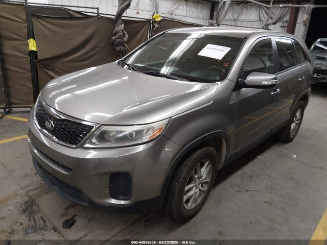 Продажа на аукционе авто 2015 Kia Sorento Lx, vin: 5XYKT3A68FG659077, номер лота: 44926656