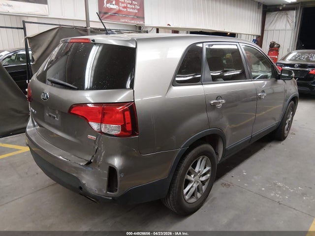 Продажа на аукционе авто 2015 Kia Sorento Lx, vin: 5XYKT3A68FG659077, номер лота: 44926656