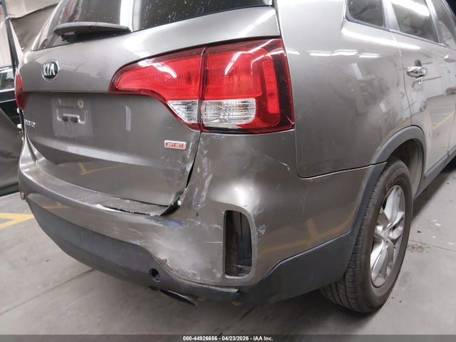 Продажа на аукционе авто 2015 Kia Sorento Lx, vin: 5XYKT3A68FG659077, номер лота: 44926656
