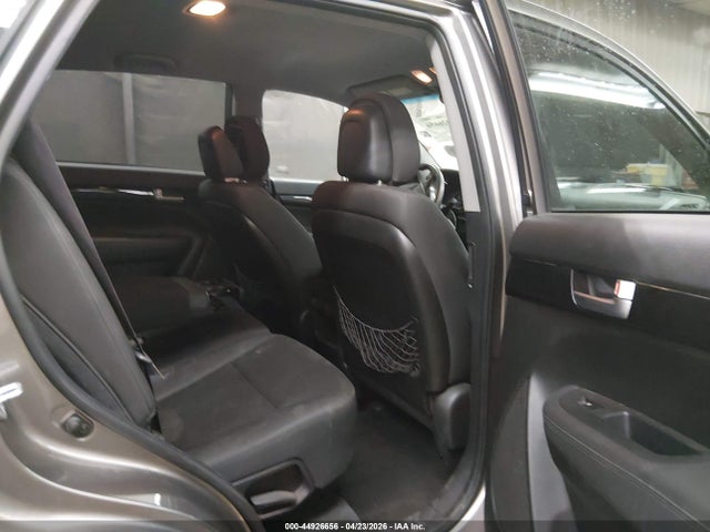 Продажа на аукционе авто 2015 Kia Sorento Lx, vin: 5XYKT3A68FG659077, номер лота: 44926656