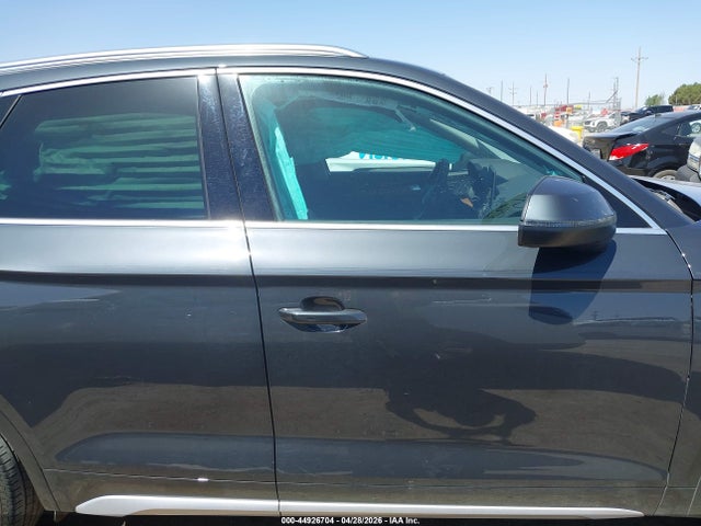 Aukcja sprzedaży 2023 Audi Q5 Premium 40 Tfsi Quattro S Tronic, vin: WA1ABAFY0P2106054, numer aukcji: 44926704