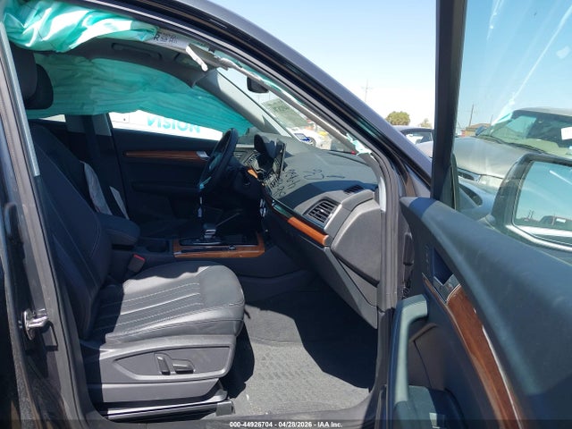 Aukcja sprzedaży 2023 Audi Q5 Premium 40 Tfsi Quattro S Tronic, vin: WA1ABAFY0P2106054, numer aukcji: 44926704