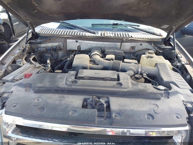2010 Ford Expedition Xlt მანქანა იყიდება აუქციონზე, vin: 1FMJU1F53AEA48349, აუქციონის ნომერი: 44926705