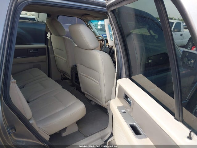 2010 Ford Expedition Xlt მანქანა იყიდება აუქციონზე, vin: 1FMJU1F53AEA48349, აუქციონის ნომერი: 44926705
