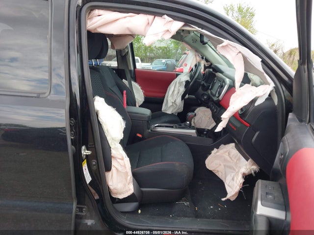 3TMCZ5AN3GM031499 Toyota Tacoma Sr5 V6