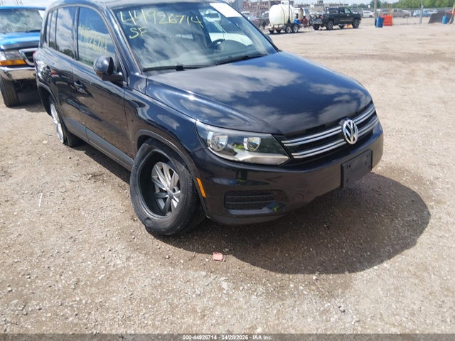 2017 Volkswagen Tiguan 2.0t/2.0t S მანქანა იყიდება აუქციონზე, vin: WVGBV7AX2HK042602, აუქციონის ნომერი: 44926714