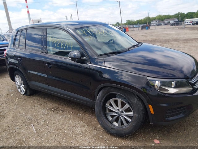 44926714 :رقم المزاد ، WVGBV7AX2HK042602 vin ، 2017 Volkswagen Tiguan 2.0t/2.0t S مزاد بيع