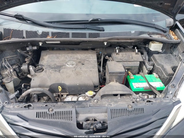 Toyota Sienna Le 8 Passenger 2015 5TDKK3DC9FS577902 Image 10