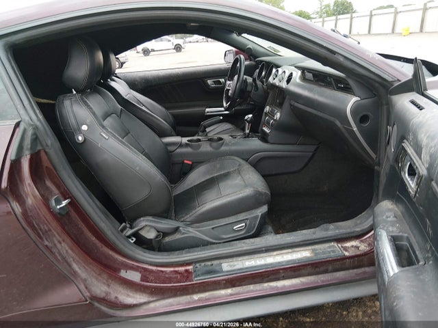 44926750 :رقم المزاد ، 1FA6P8CF2J5144342 vin ، 2018 Ford Mustang Gt Premium مزاد بيع