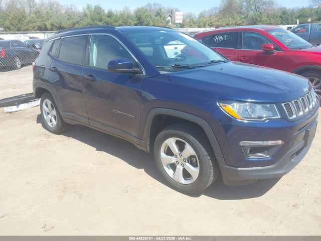 44926751 :رقم المزاد ، 3C4NJDBB1LT123113 vin ، 2020 Jeep Compass Latitude 4x4 مزاد بيع
