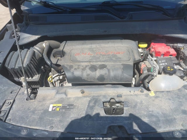 44926751 :رقم المزاد ، 3C4NJDBB1LT123113 vin ، 2020 Jeep Compass Latitude 4x4 مزاد بيع