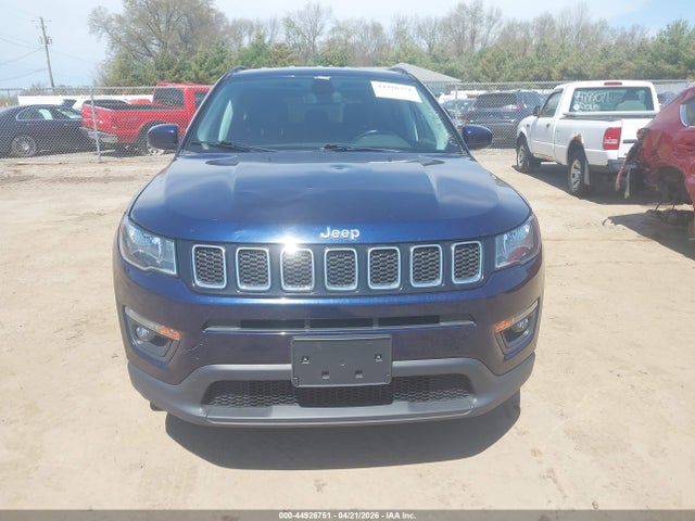44926751 :رقم المزاد ، 3C4NJDBB1LT123113 vin ، 2020 Jeep Compass Latitude 4x4 مزاد بيع
