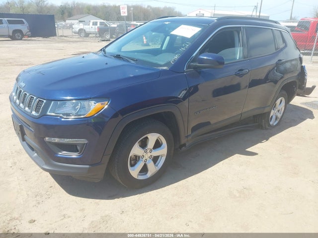 44926751 :رقم المزاد ، 3C4NJDBB1LT123113 vin ، 2020 Jeep Compass Latitude 4x4 مزاد بيع