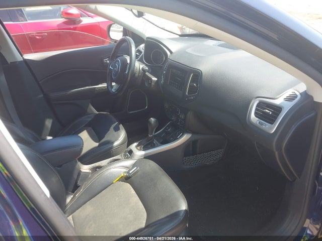 44926751 :رقم المزاد ، 3C4NJDBB1LT123113 vin ، 2020 Jeep Compass Latitude 4x4 مزاد بيع