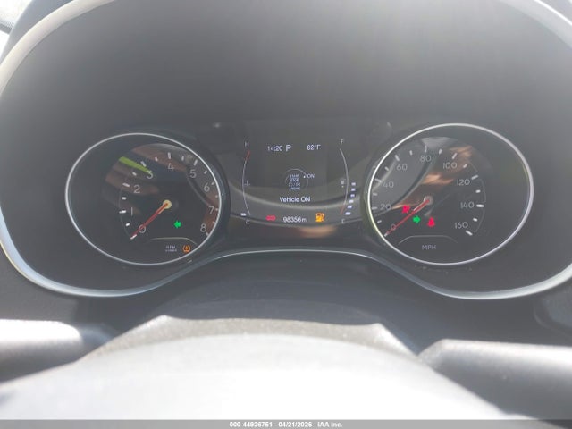44926751 :رقم المزاد ، 3C4NJDBB1LT123113 vin ، 2020 Jeep Compass Latitude 4x4 مزاد بيع